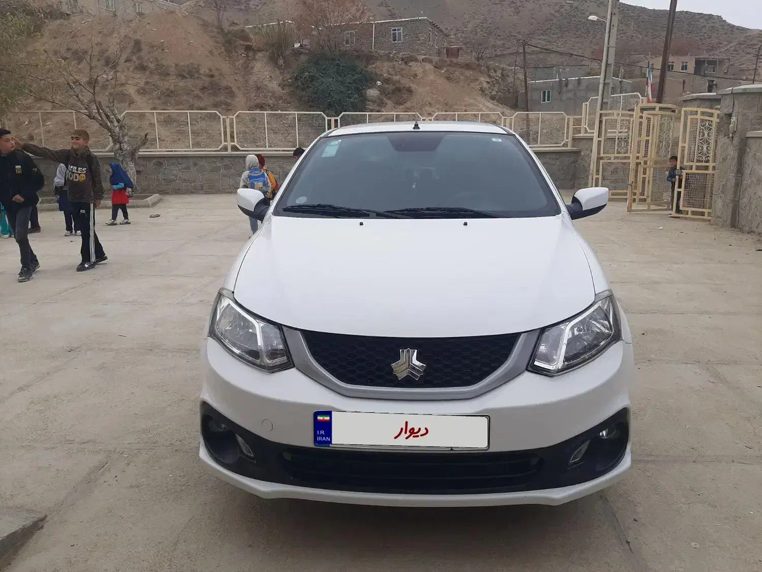 ساینا 1403|خودرو سواری و وانت|بجنورد, |دیوار