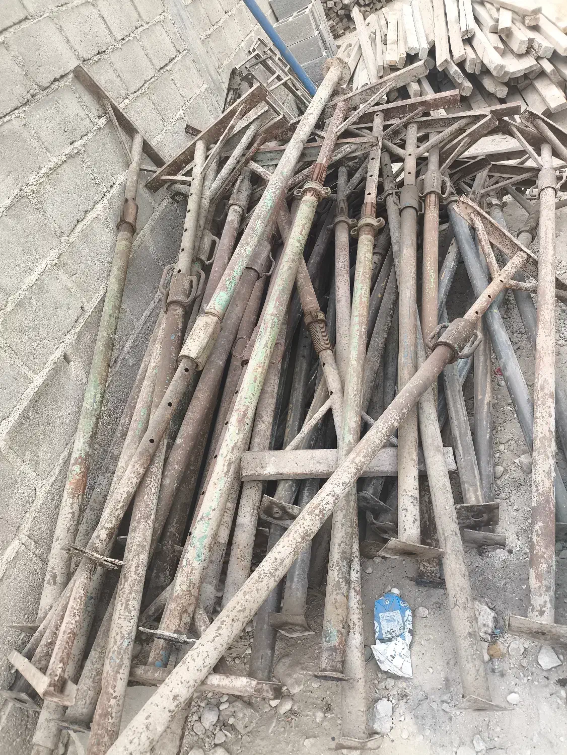 فروش جک سقفی|مصالح و تجهیزات ساختمان|چاه مبارک, |دیوار