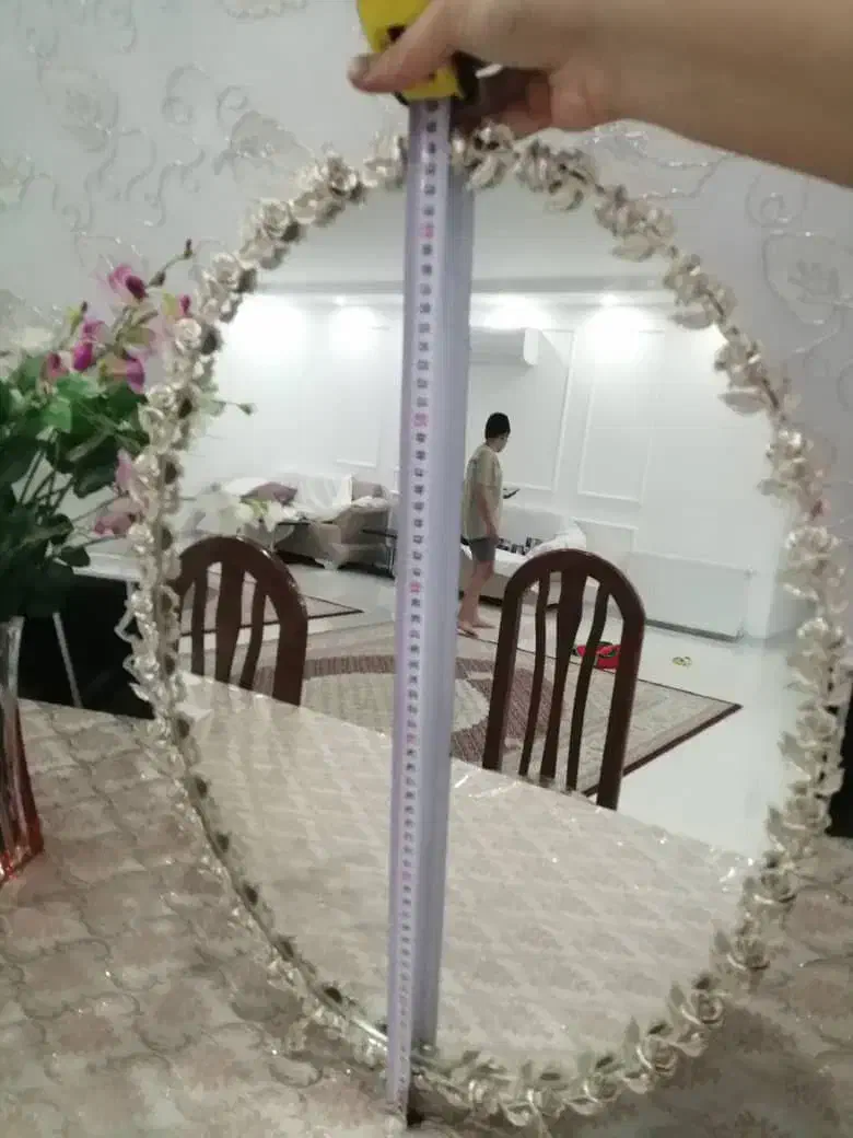 آینه عروس|آینه|مشهد, چهارچشمه|دیوار