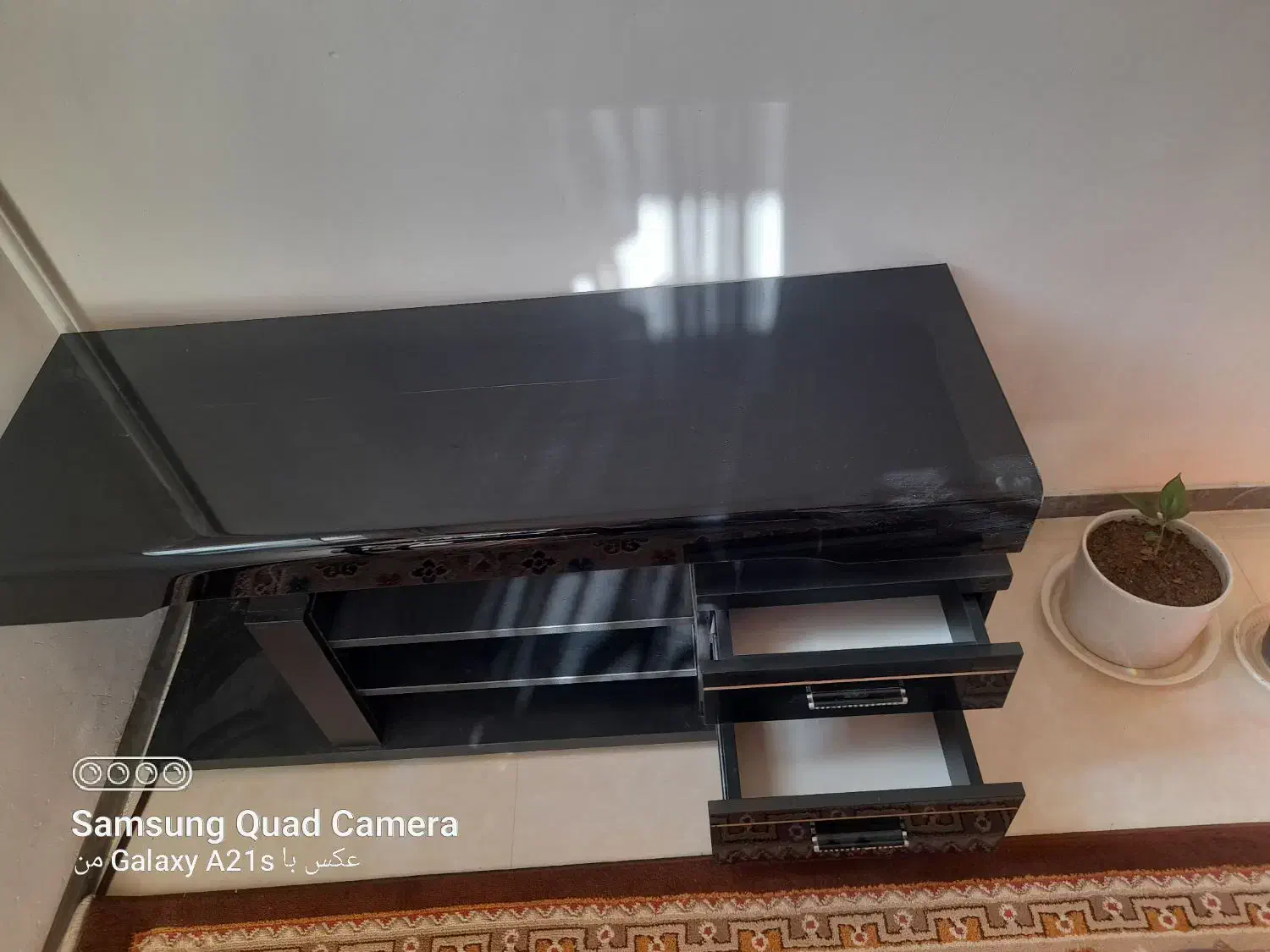 زیر تلویزیون|میز تلویزیون|شازند, |دیوار