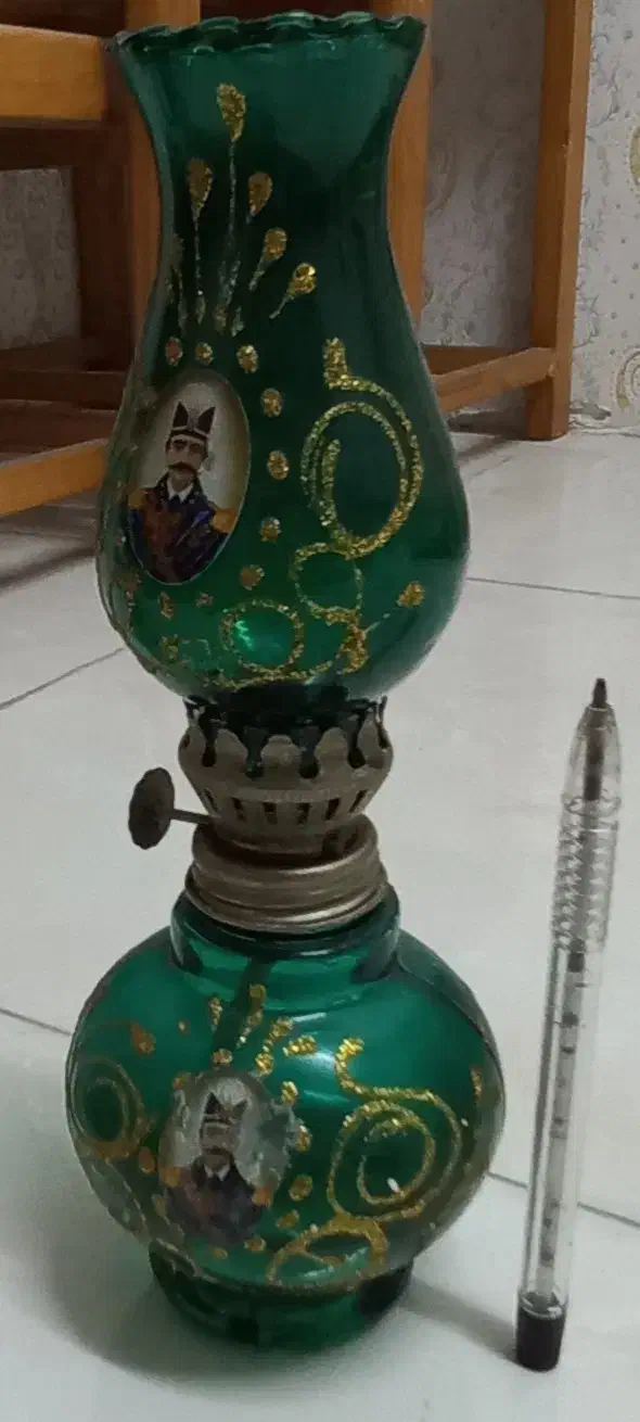 چراغ نفتی برای روشنایی وغیره|کلکسیون اشیاء عتیقه|رشت, جانبازان|دیوار