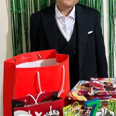 کت و جلیقه و شلوار ب همراه کفش مجلسی|کفش و لباس بچه|پردیس, فاز ۴|دیوار