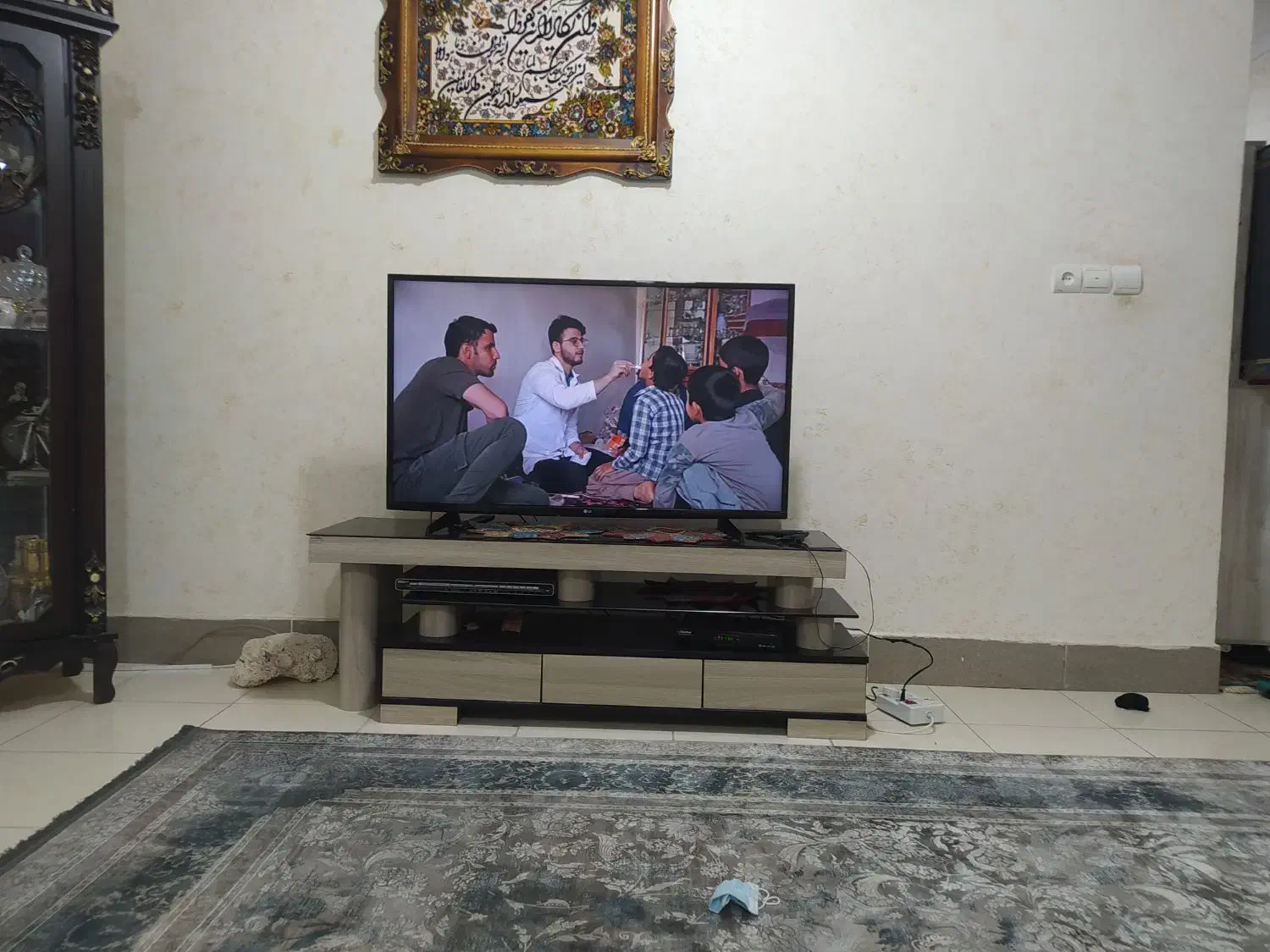 ال ای 49اینچ ال جی|تلویزیون و پروژکتور|بندرعباس, |دیوار