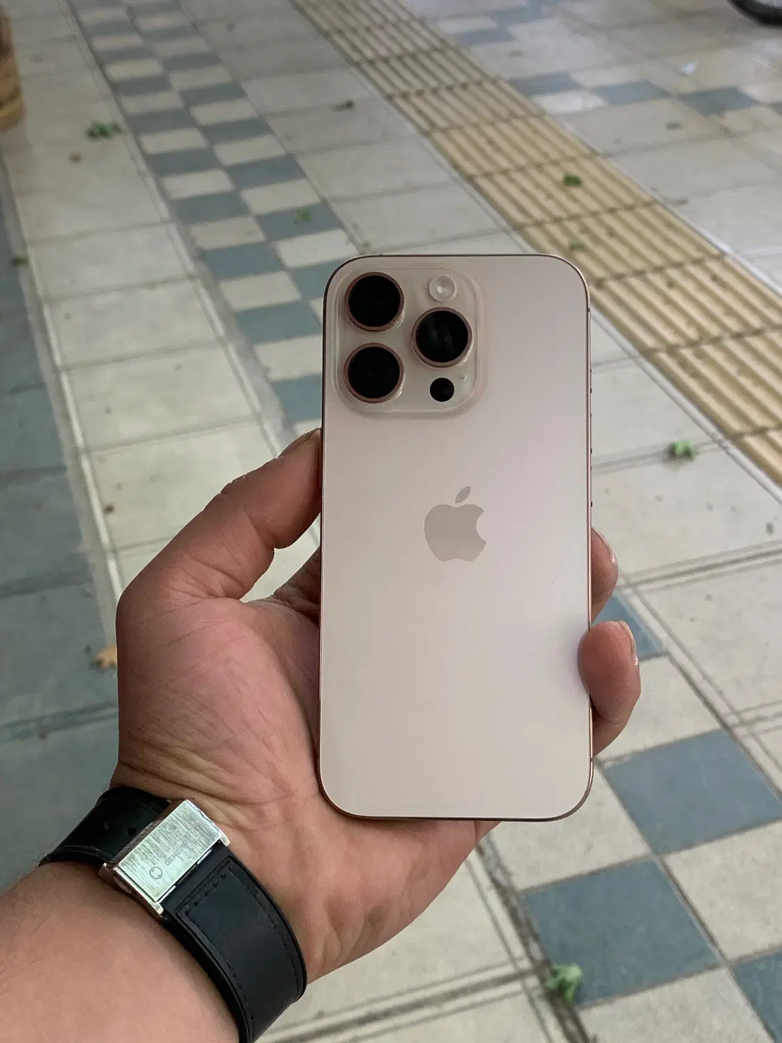 iPhone 16 pro|موبایل|بجنورد, |دیوار
