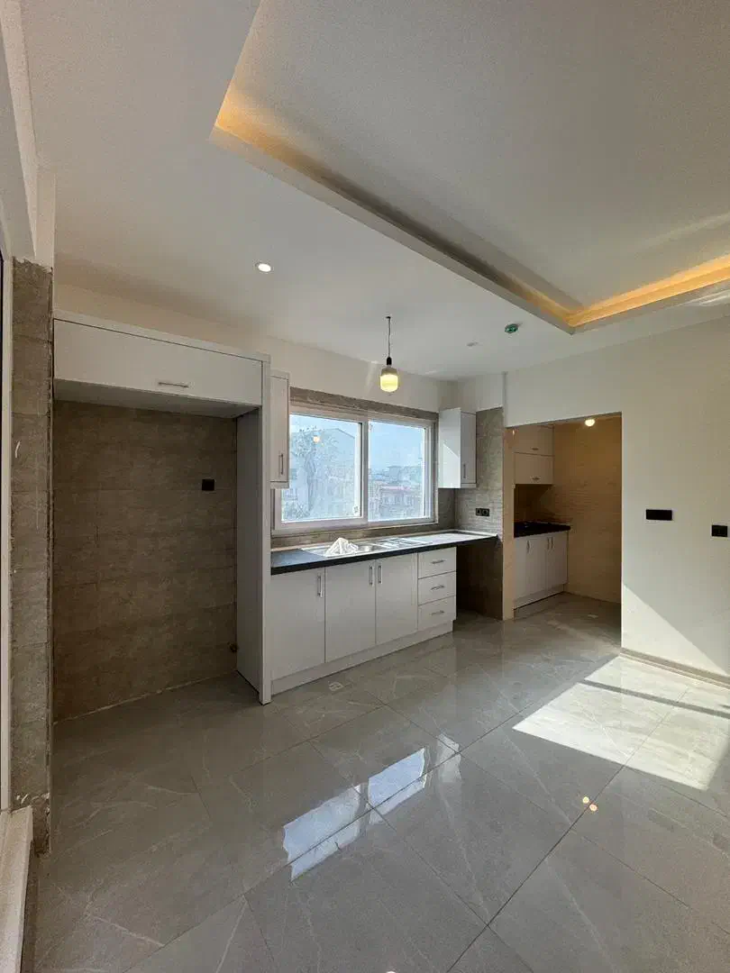 ۱۳۷ متر طبقه دوم ۳ خوابه همافران|فروش آپارتمان|نوشهر, |دیوار