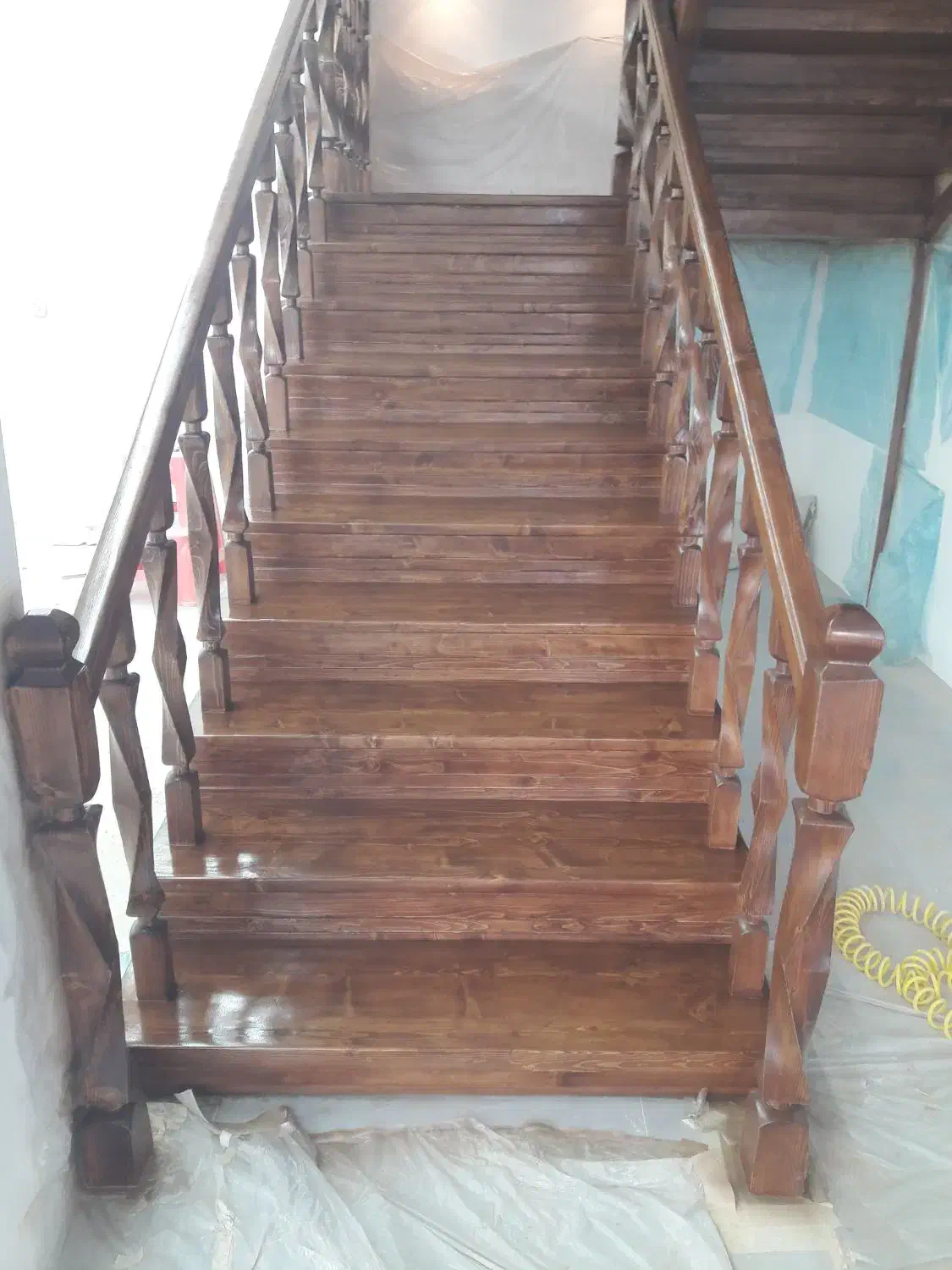 رنگ کاری چوب|خدمات پیشه و مهارت|رفسنجان, |دیوار