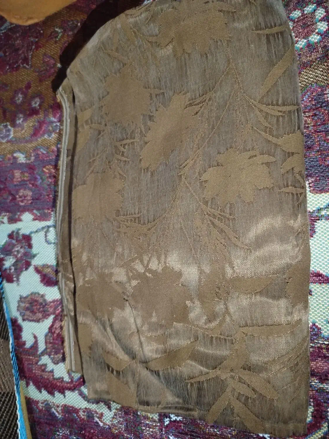 ابریشم|لباس|بندر ترکمن, |دیوار