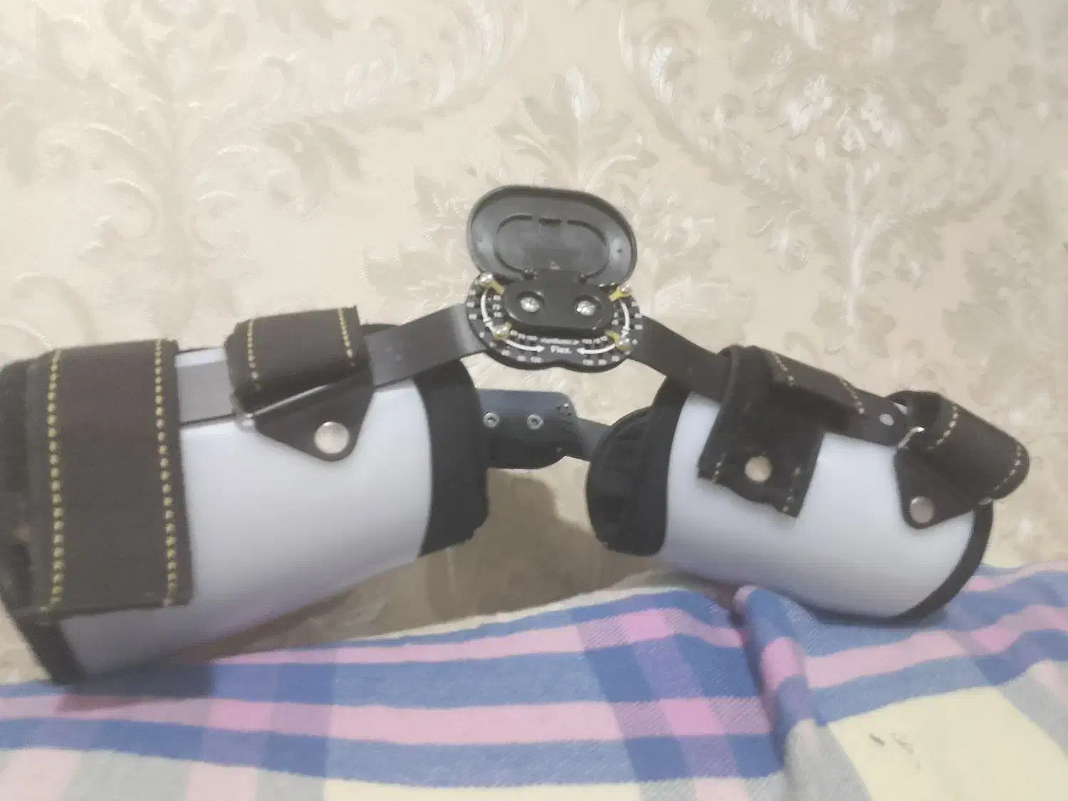 بریس زانو|پزشکی|مشکین‌دشت, |دیوار