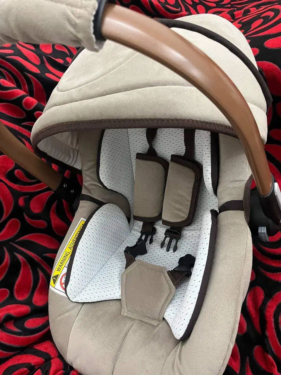 کریر نوزاد اصلا استفاده نشده|اسباب و اثاث بچه|پارسآباد, |دیوار