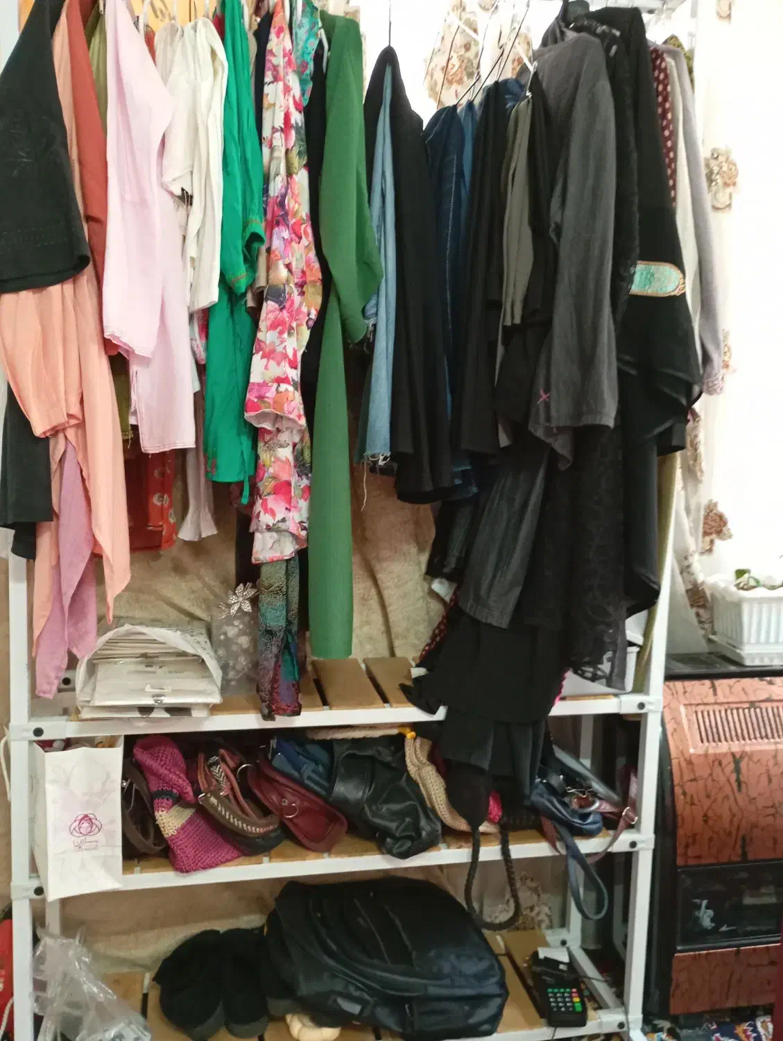 رگال طبقاتی لباس مدرن|فروشگاه و مغازه|چناران, |دیوار