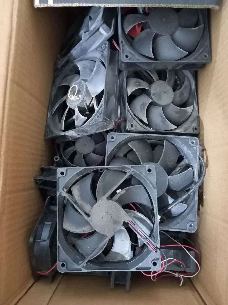 تعداد 1000هزارعددفن کیس8و12سانتی|قطعات و لوازم جانبی رایانه|تهران, میدان ولیعصر|دیوار