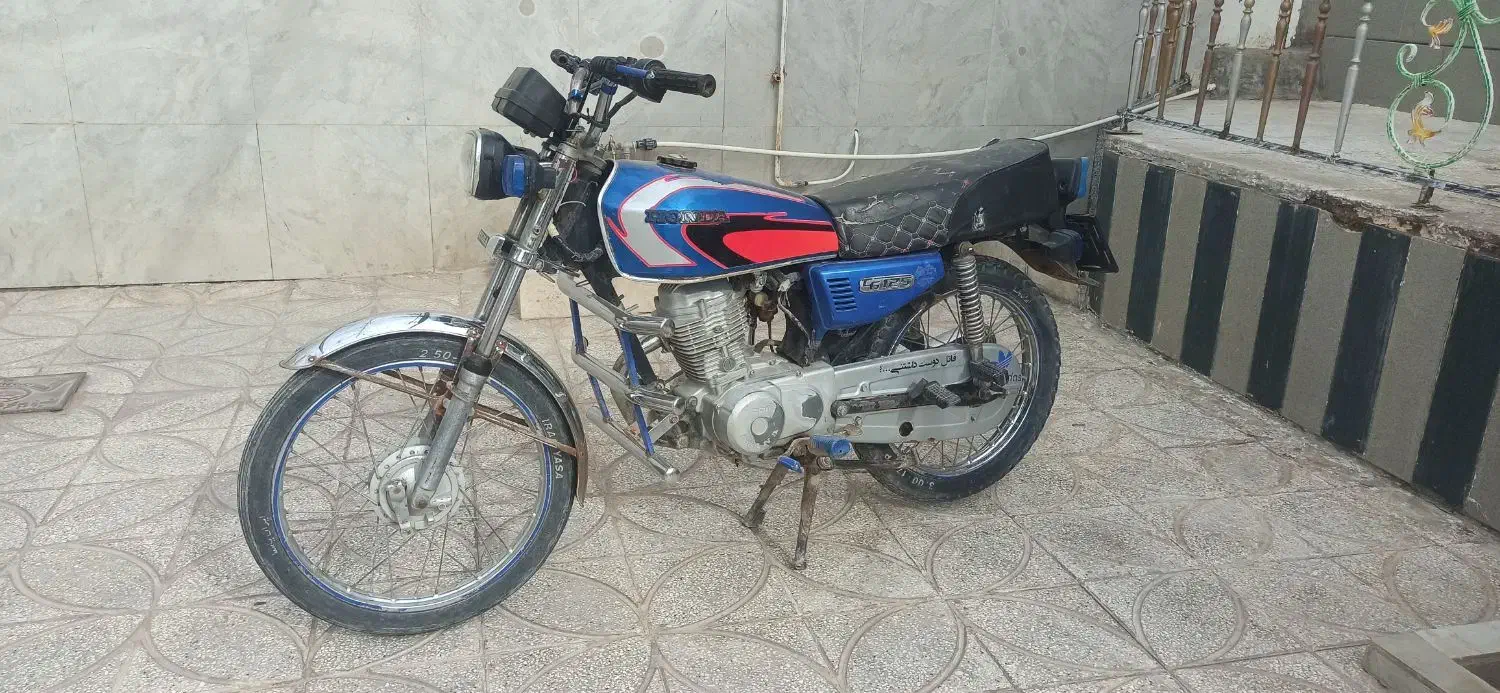 موتور هندا|موتورسیکلت|سده (خراسان جنوبی), |دیوار