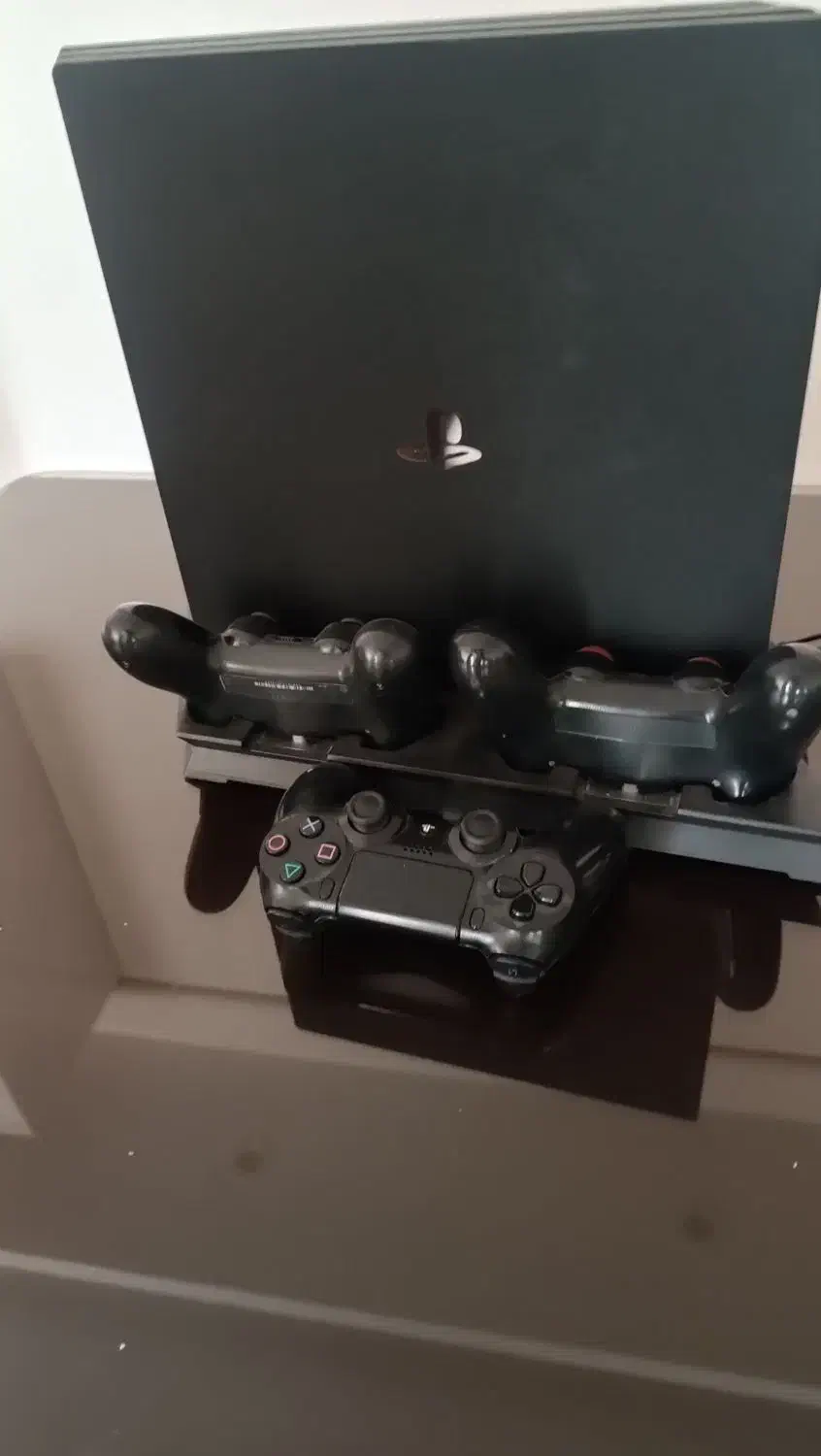 فروش PS4 PRO یک ترا دست دوم|کنسول، بازی ویدئویی و آنلاین|کرج, حیدرآباد|دیوار