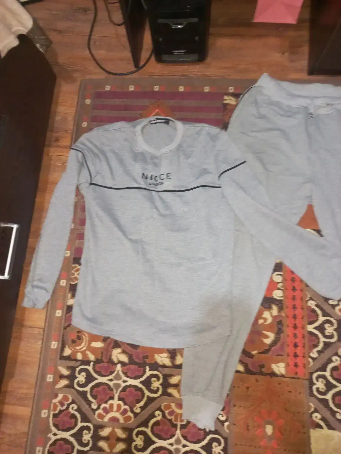 ست پاییزی طوسی رنگ شیک و در حد نو|لباس|رشت, استقامت ۱|دیوار