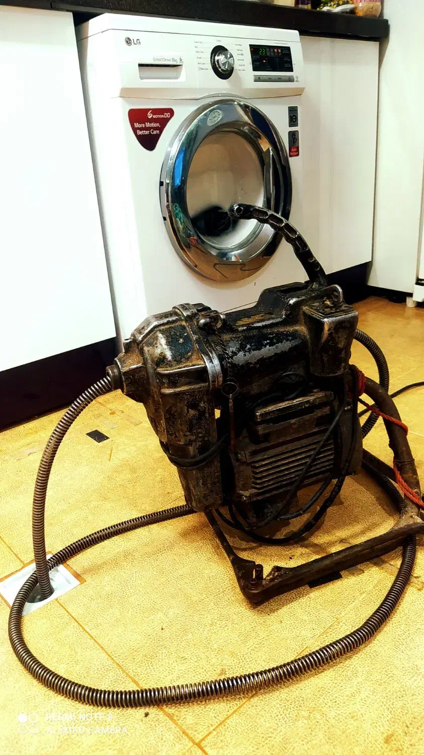 لوله بازکنی چاه بازکن فنربرقی شبانه روزی باز کن|خدمات پیشه و مهارت|شیراز, میانرود|دیوار