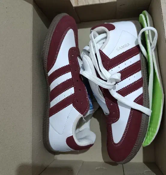 کتونی مردانه نو|کیف، کفش، کمربند|اشتهارد, |دیوار