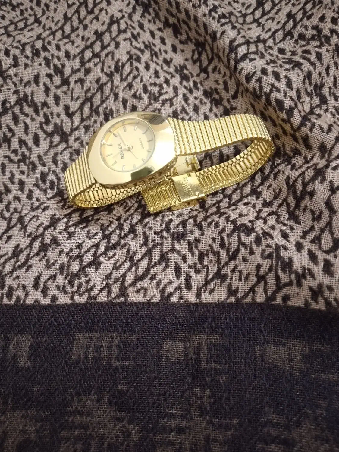 ساعت نو|ساعت|بیرجند, |دیوار