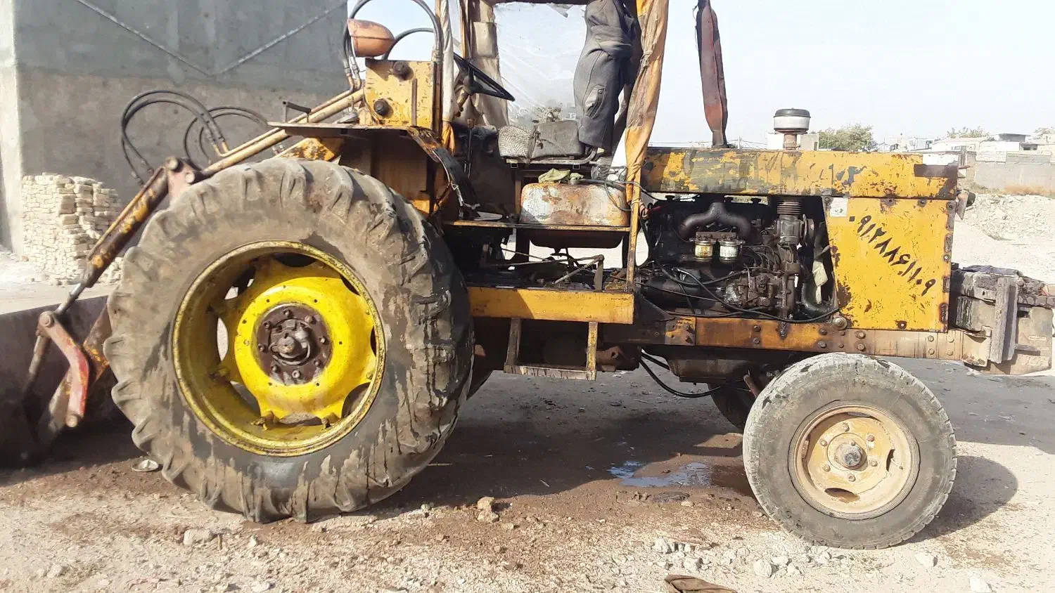 تراکتور رمانی بیل عقب|خودرو سنگین|اقبالیه, |دیوار