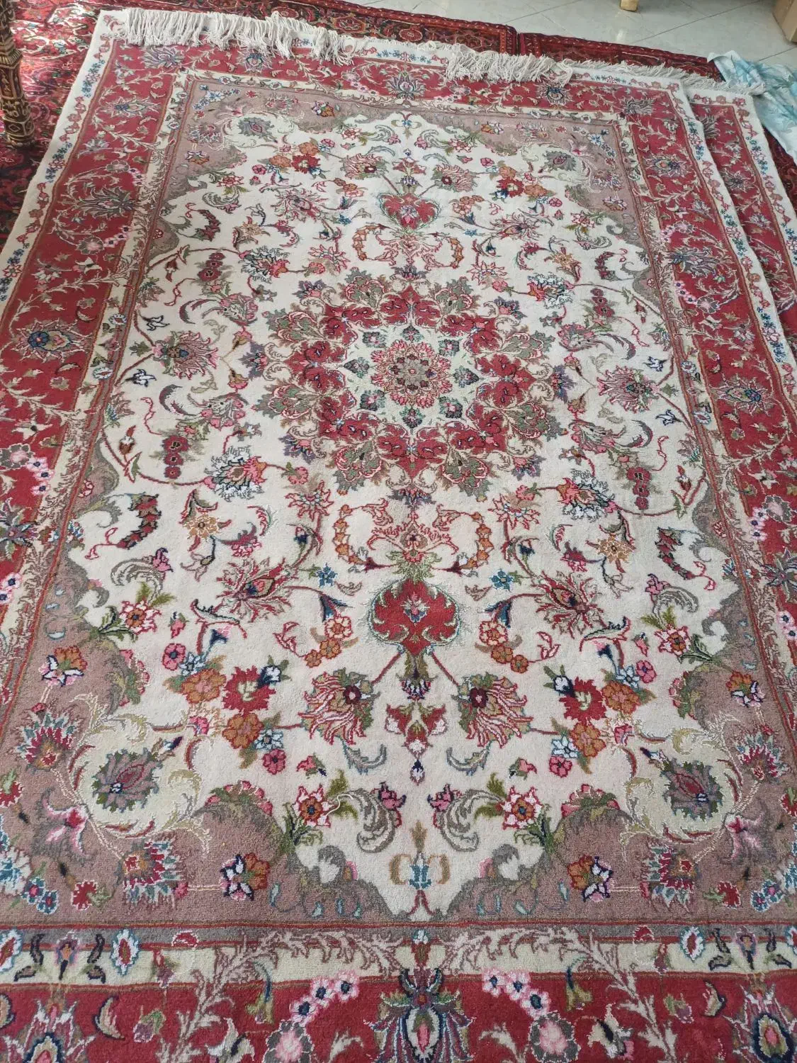 فرش دستبافت گل ابریشم|فرش|فردیس, منظریه|دیوار