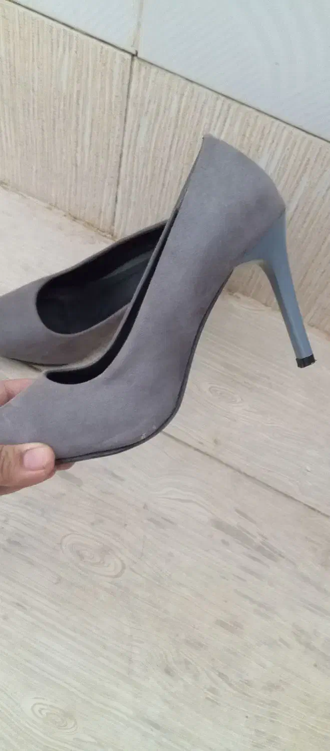 کفش پاشنه دار|کیف، کفش، کمربند|گرگان, |دیوار