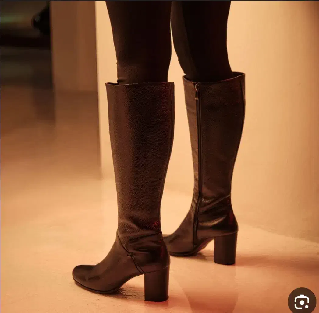 بوت|کیف، کفش، کمربند|دورود, |دیوار