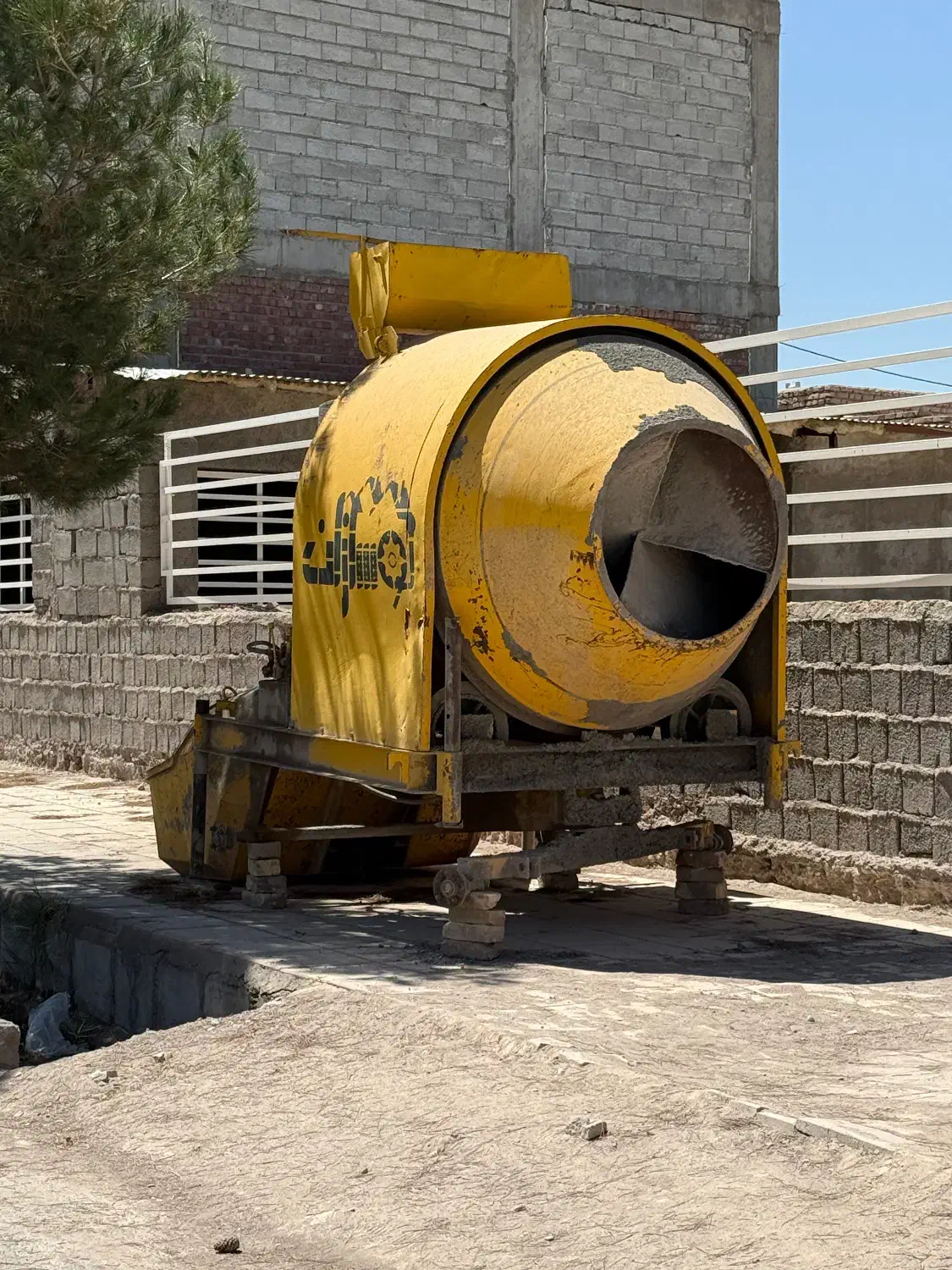 بتونیر / خلاطه / میکسر بتون|مصالح و تجهیزات ساختمان|کرمان, |دیوار