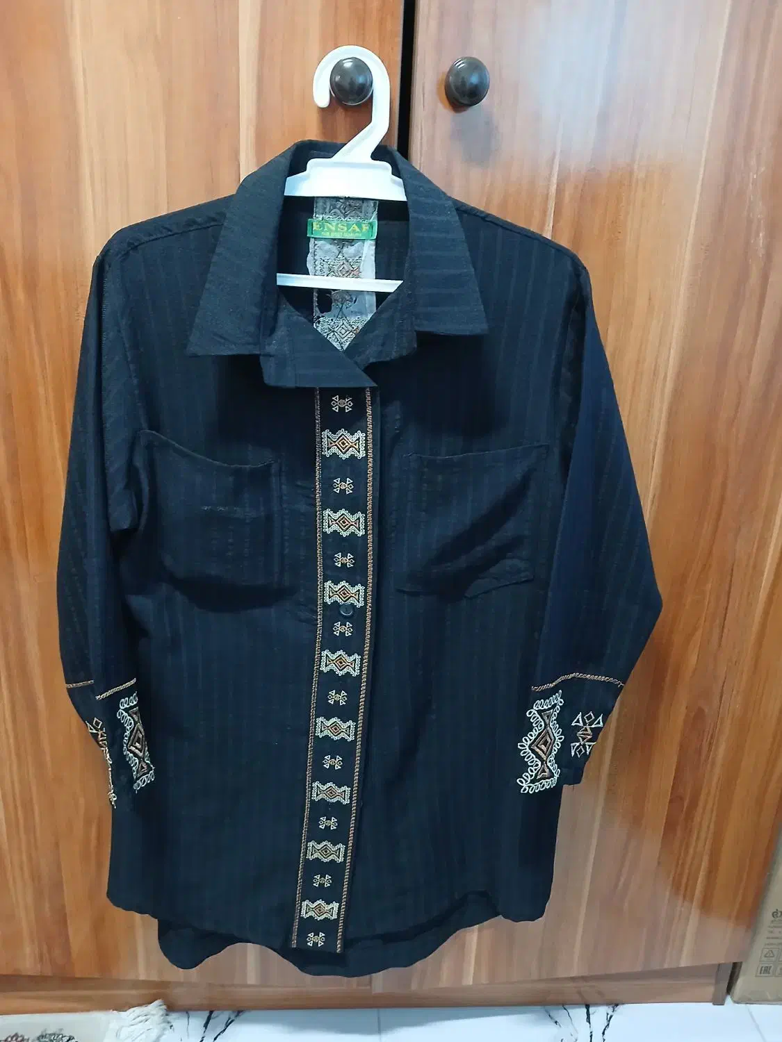 مانتو|لباس|رشت, حومه رشت|دیوار