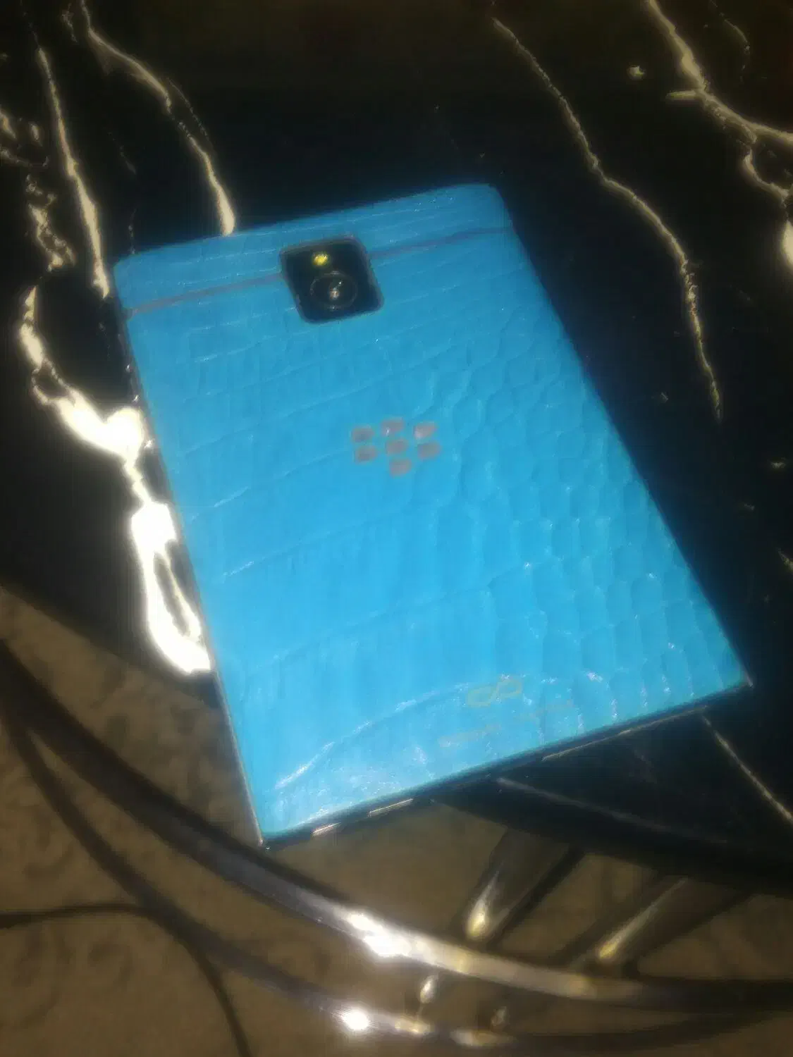 چرم پشت بلک بری پاسپورت|لوازم جانبی موبایل و تبلت|تهران, آبشار تهران (دریاچه)|دیوار