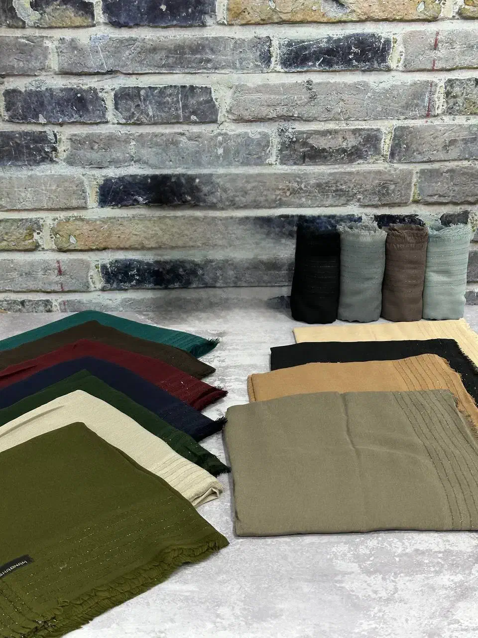 روسری پاییزه شبنم حاشیه لمه|لباس|پیشوا, |دیوار