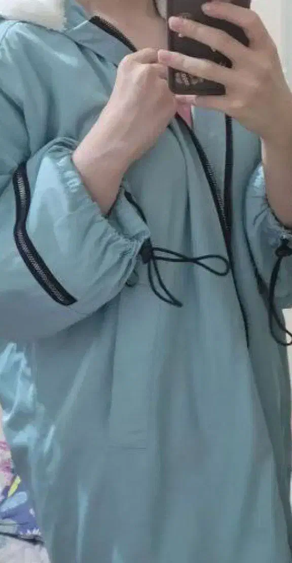 بارانی / کاپشن|لباس|رشت, منظریه|دیوار