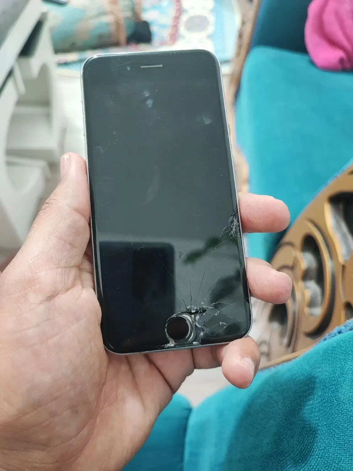 ایفون 6s پیداشده|موبایل|شیراز, کفترک|دیوار