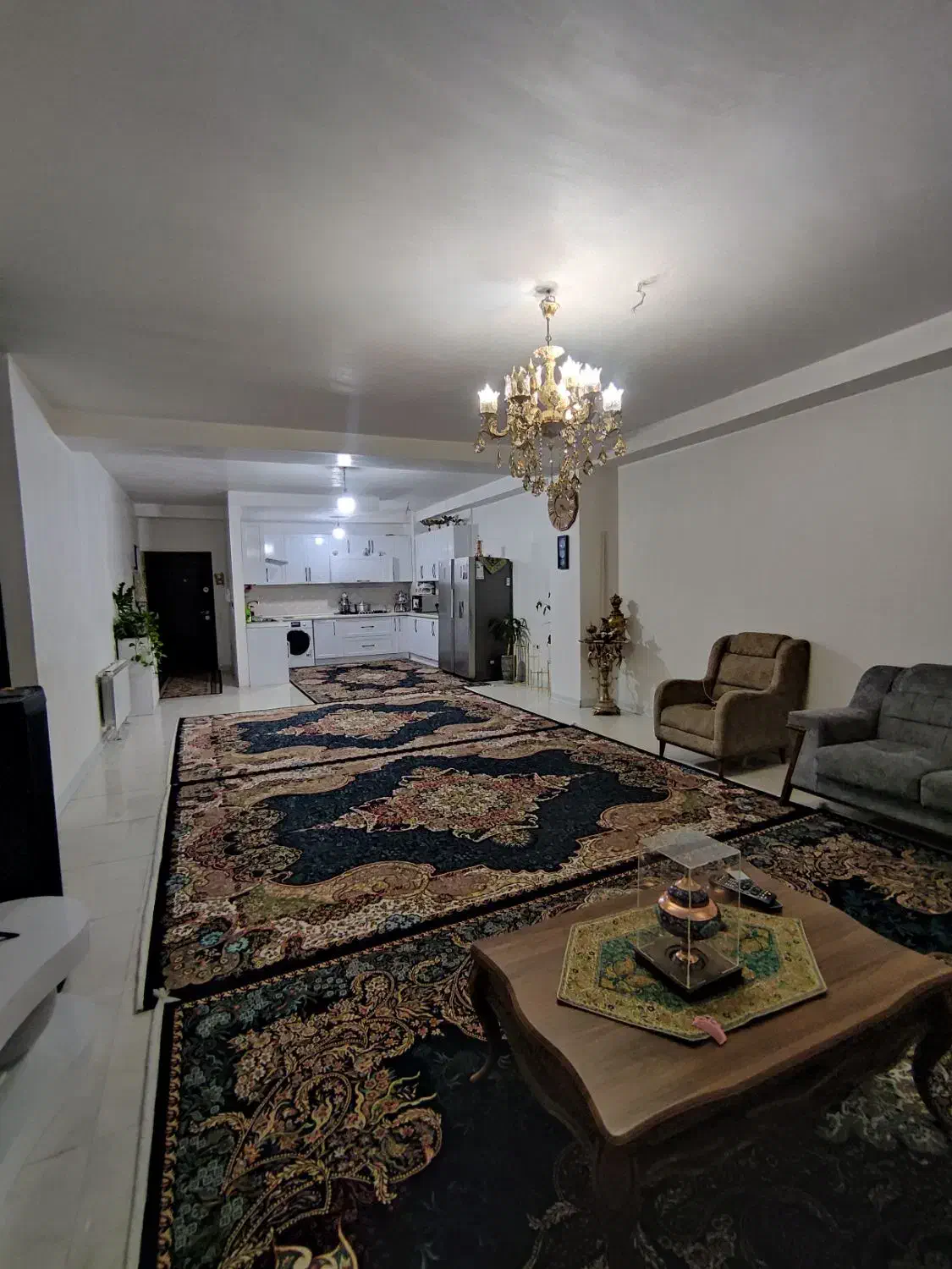 128متر نوساز سندار اندیشه محمد شهر با پارکینگ|فروش آپارتمان|محمدشهر, محمدشهر|دیوار