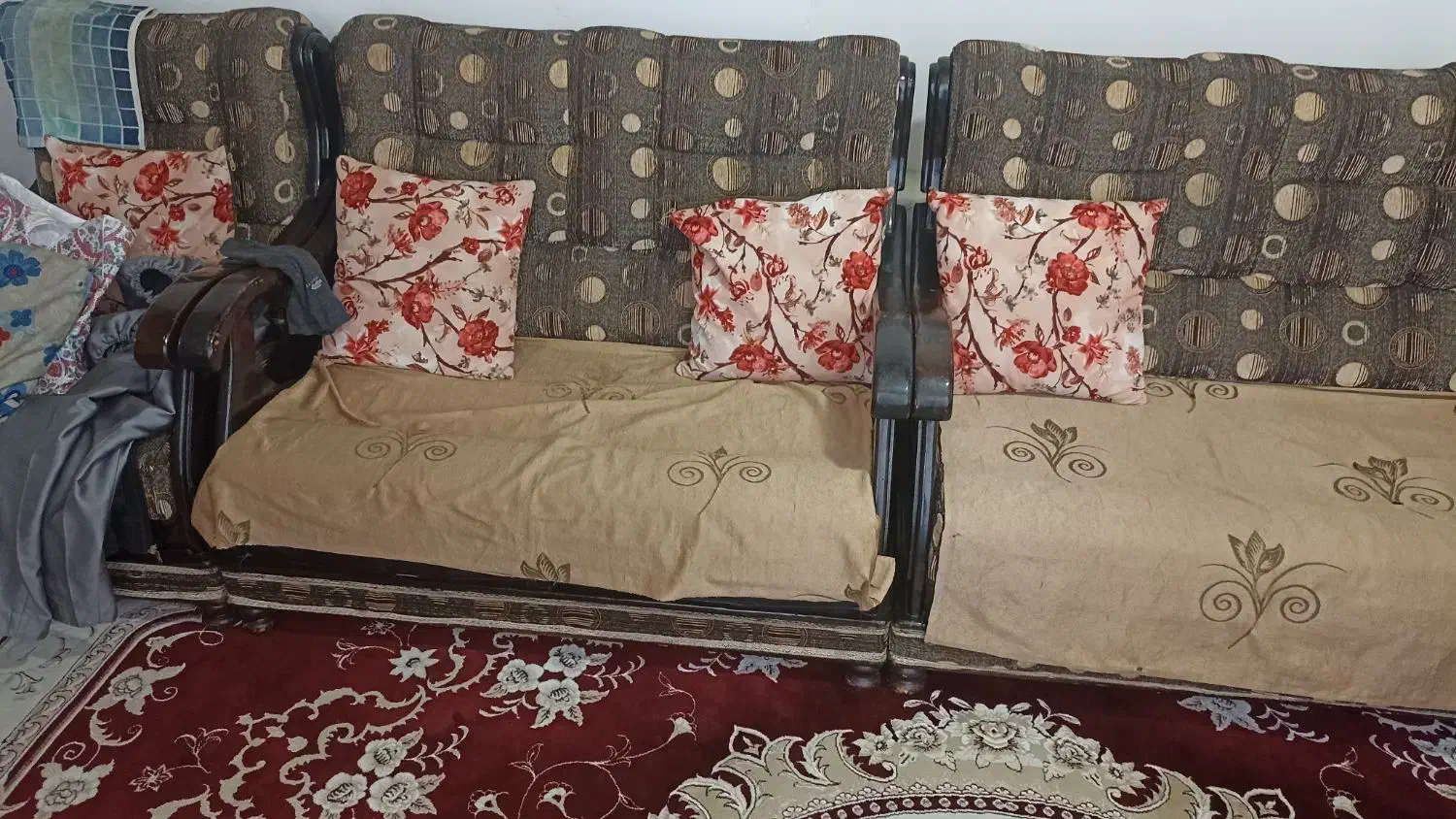 مبل هفت نفره|مبلمان خانگی و میز عسلی|قروه, |دیوار