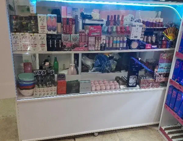 فروش ویترین و کانتر (پیشخوان)|فروشگاه و مغازه|تهران, امام زاده حسن|دیوار