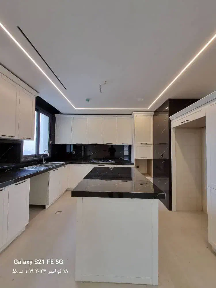 133متر /تاپ لوکیشن / ویوو مشجر ( بدون مشرف )