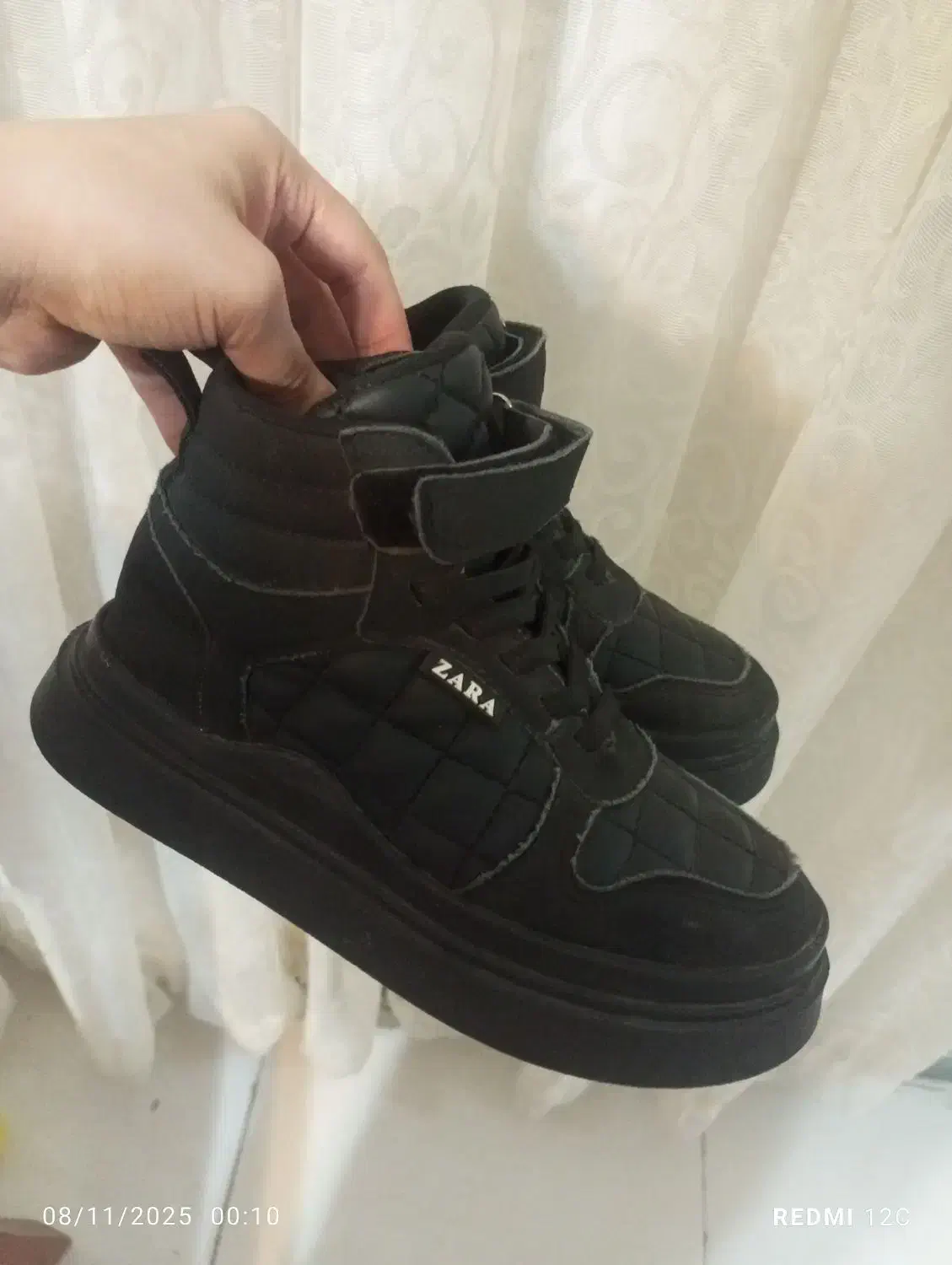 بوت بچگانه کفش کتونی|کفش و لباس بچه|ساری, |دیوار