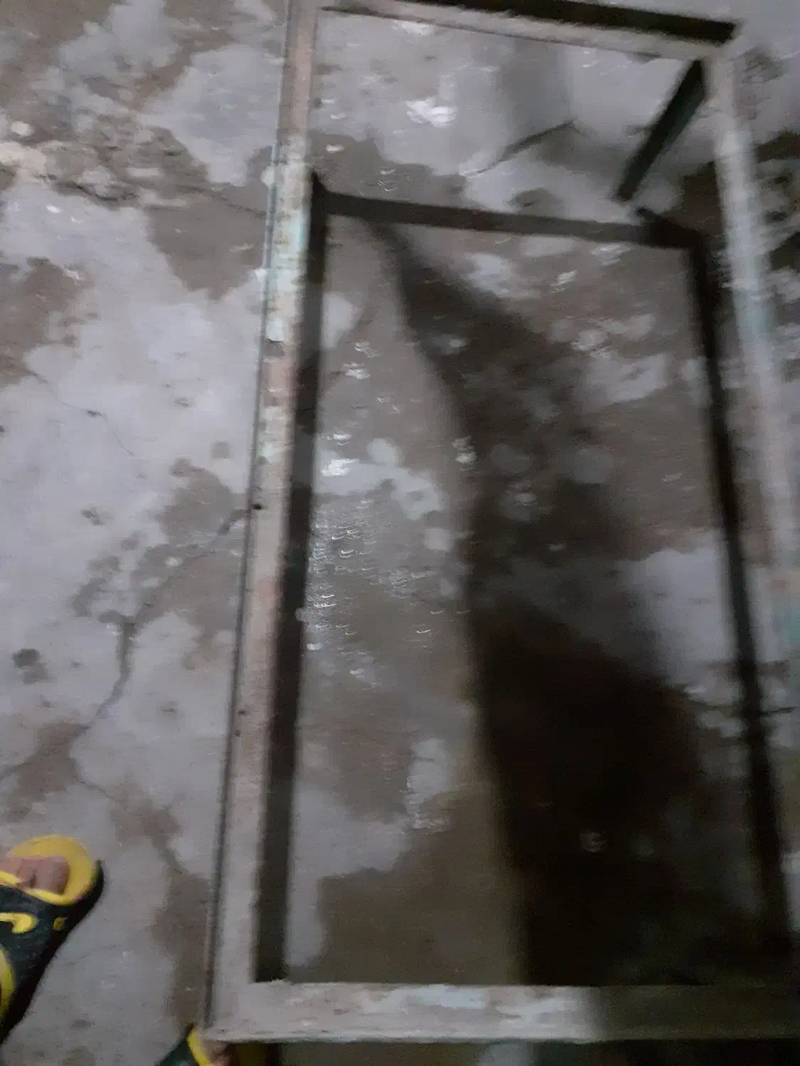 یک عدد چهار پایه زیرتانکی|مصالح و تجهیزات ساختمان|مسجد سلیمان, |دیوار