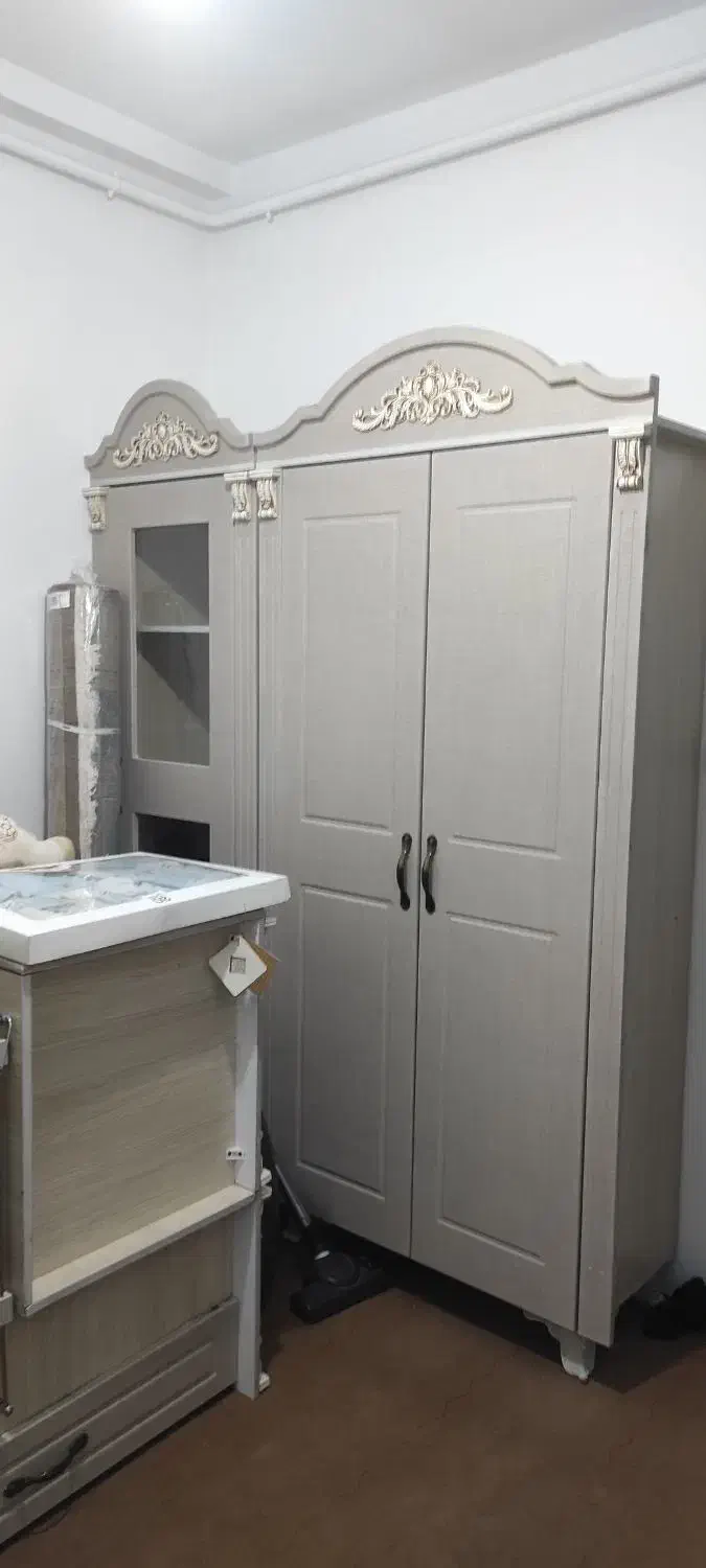 تخت کودک و نوجوان.|تخت و سرویس خواب|بندر انزلی, سید آسیه|دیوار