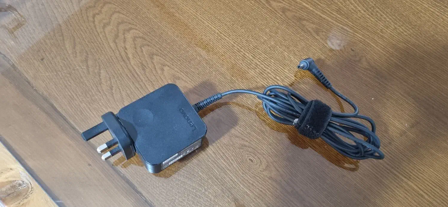 شارژر اصل لنوو   20v   2.2a|قطعات و لوازم جانبی رایانه|شهرکرد, |دیوار