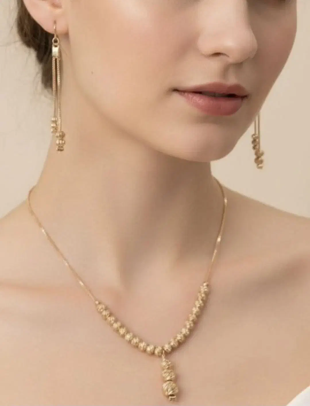 انواع بدلیجات ( گارنت)|بدلیجات|زنجان, |دیوار