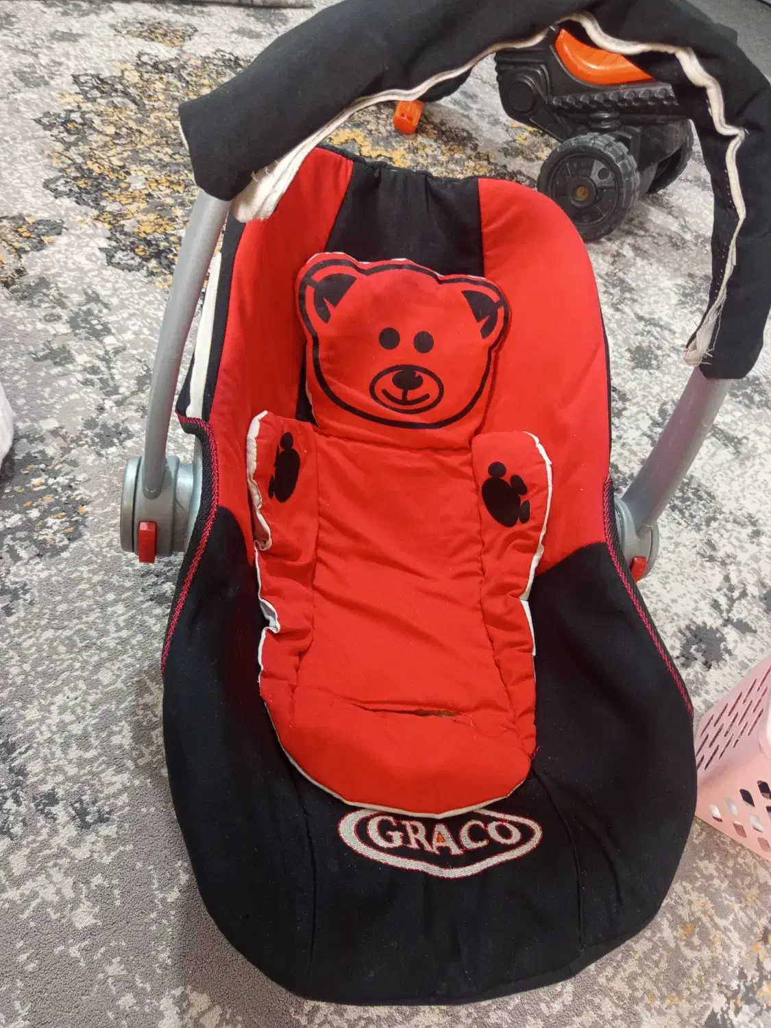 یک عدد کریر و کیسه خواب|اسباب و اثاث بچه|بندرعباس, |دیوار