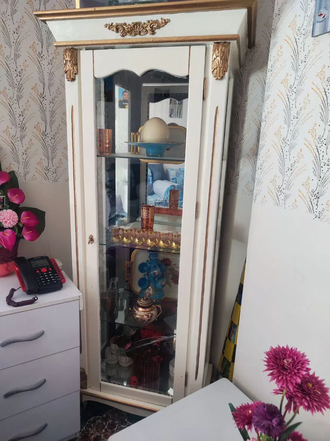 بوفه سفید۱۲۰۰|بوفه، ویترین، کنسول|قائن, |دیوار