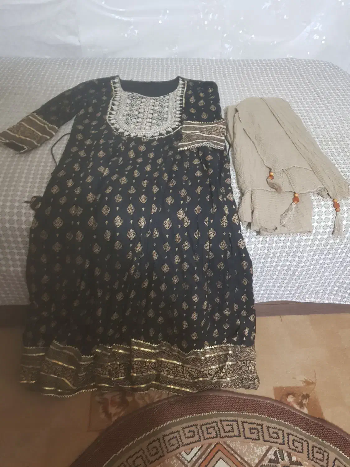 لباس نخی|لباس|زابل, |دیوار