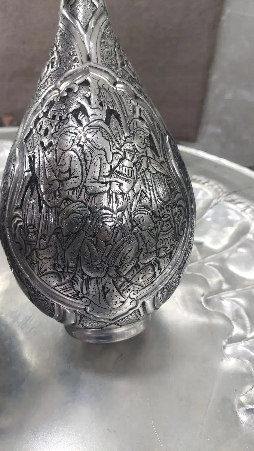 تنگ شرابی قلمزنی مسی|صنایع دستی و سایر لوازم تزئینی|اصفهان, نقش جهان|دیوار