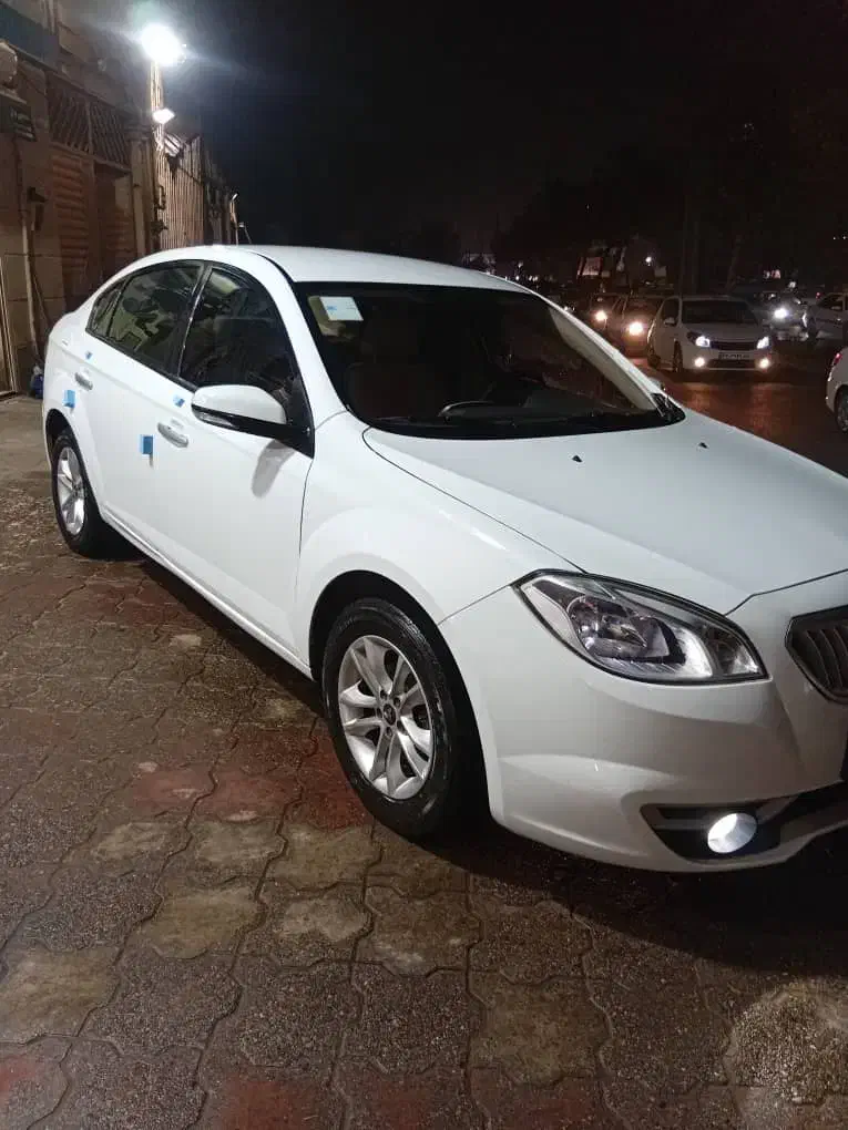 برلیانس330دنده ای|خودرو سواری و وانت|رشت, کوی امام رضا|دیوار