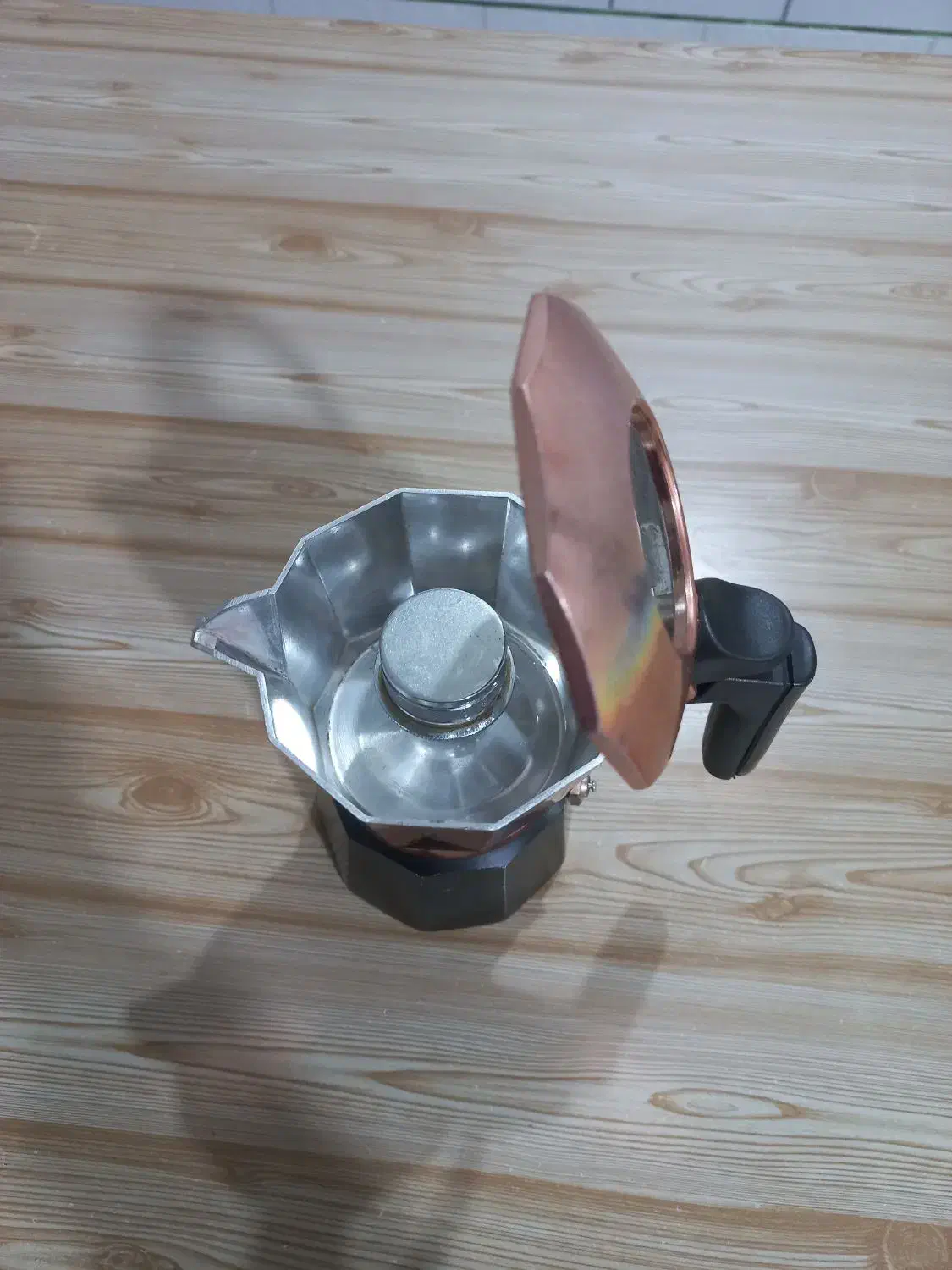 قوه جوش یا کرم سو|سماور، چای‌ساز، قهوه‌ساز|نجف‌آباد, قلعه سفید|دیوار