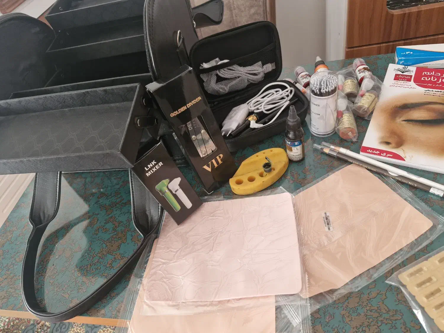 لوازم آرایشی دائم ابرو (تتو ابرو )|آرایشی، بهداشتی، درمانی|کرمان, |دیوار