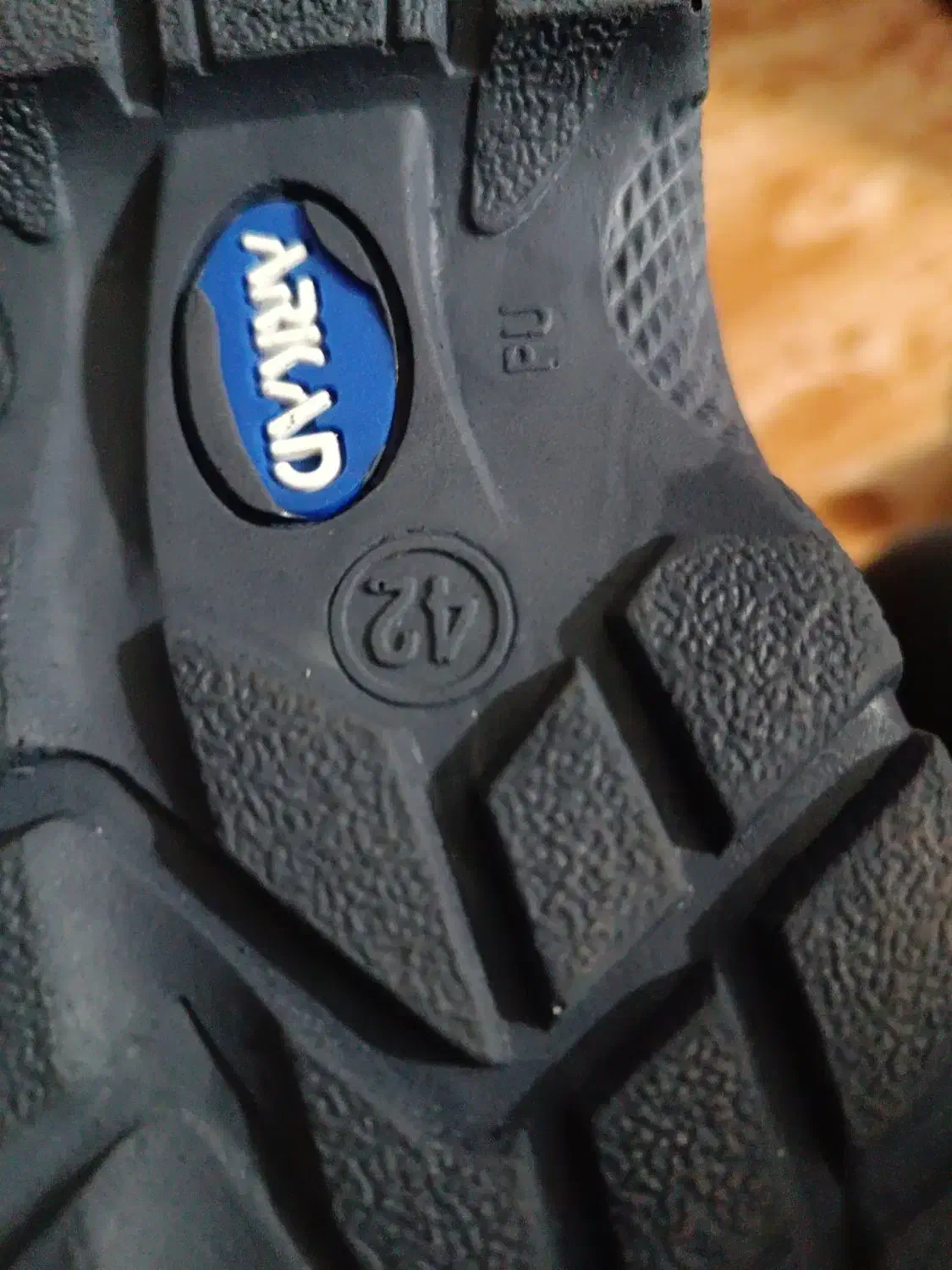 کفش کار سلامت|کیف، کفش، کمربند|الوند, |دیوار