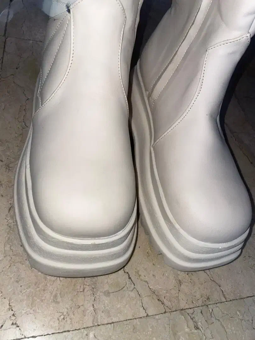 چکمه خارجی سایز ۴۰ اکبند یک میلیون|حراج|تهران, سازمان آب|دیوار