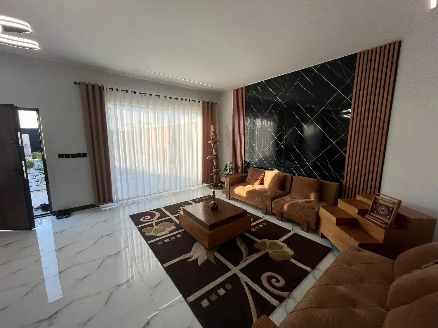 ۲۵۵مترزمین « باغ ویلامدرن / سهیلیه زعفرانیه *|فروش خانه و ویلا|کرج, فاز ۴ مهرشهر|دیوار